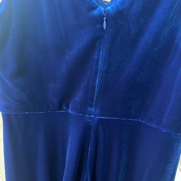 Nightway Stretch Velvet Faux Wrap Evening Gown size 10 brand new - Picture 8 of 11